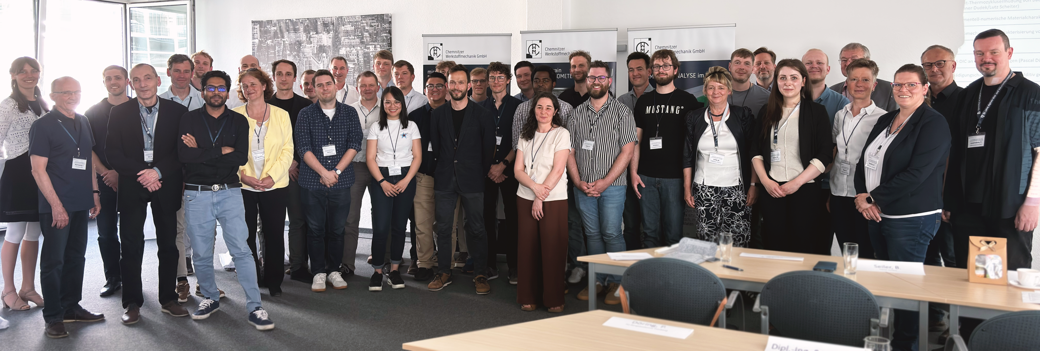 Gruppenbild aller Teilnehmer der Thementage